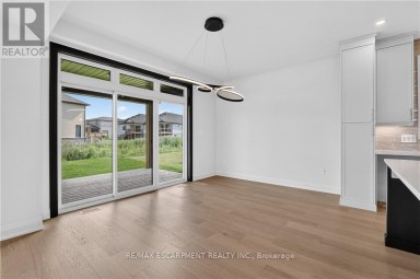 8905 ANGIE DRIVE Niagara Falls (Forestview) Ontario photo 23