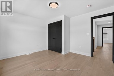 8905 ANGIE DRIVE Niagara Falls (Forestview) Ontario photo 30