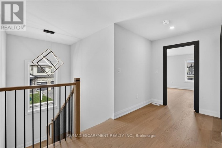 8905 ANGIE DRIVE, Niagara Falls (Forestview), Ontario, L2H3W8