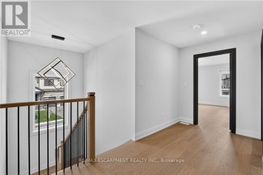 8905 ANGIE DRIVE Niagara Falls (Forestview) Ontario photo 34