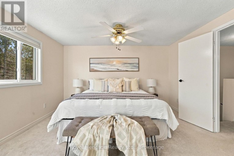 814 CAVAN COURT, Oshawa (Vanier), Ontario, L1J7B8