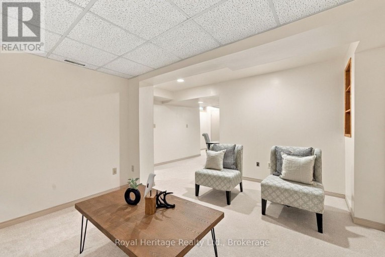 814 CAVAN COURT, Oshawa (Vanier), Ontario, L1J7B8