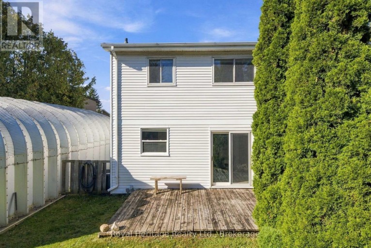 814 CAVAN COURT, Oshawa (Vanier), Ontario, L1J7B8