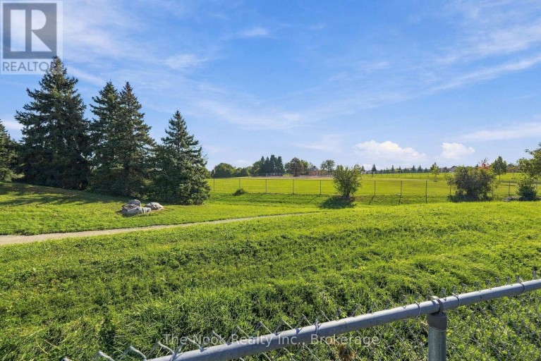 37 SWINDELLS STREET, Clarington (Bowmanville), Ontario, L1C0K3