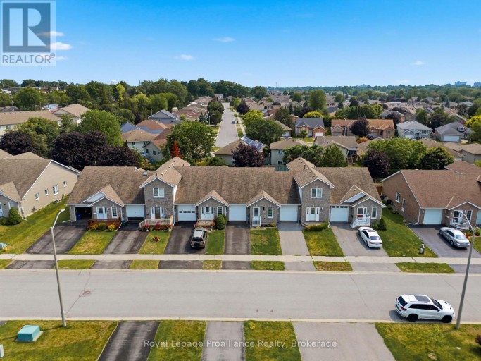 17 ALDER COURT, Belleville (Belleville Ward), Ontario, K8P5L5