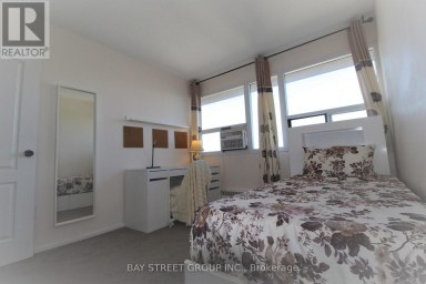 1010 - 100 LEEWARD GLENWAY Toronto (Flemingdon Park) Ontario photo 13