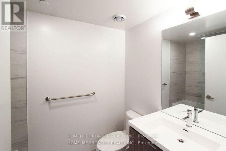 2007 - 55 COOPER STREET, Toronto (Waterfront Communities), Ontario, M5E0G1