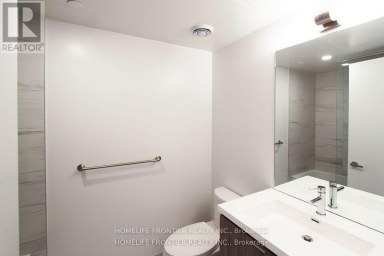2007 - 55 COOPER STREET Toronto (Waterfront Communities) Ontario photo 6