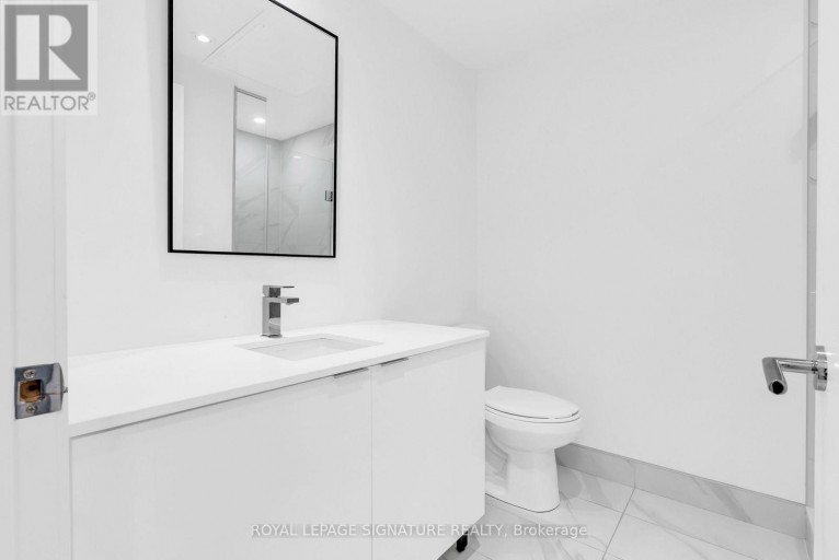 212 - 863 ST. CLAIR AVENUE W, Toronto (Wychwood), Ontario, M6C0B2