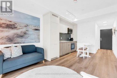 212 - 863 ST. CLAIR AVENUE W Toronto (Wychwood) Ontario photo 2