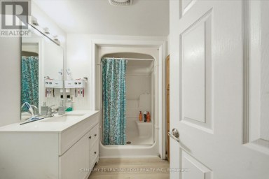 2353 WILDWOOD CRESCENT Pickering (Brock Ridge) Ontario photo 36