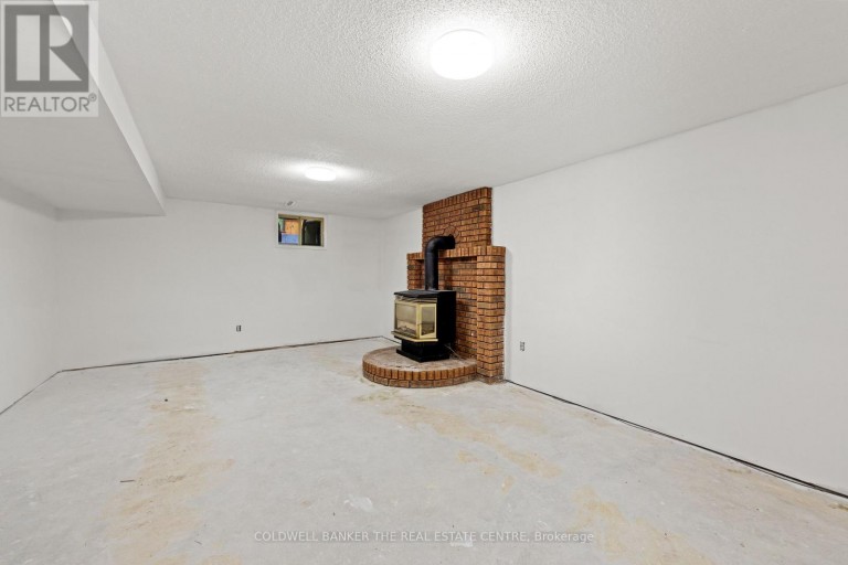 3211 COWAN AVENUE, Innisfil, Ontario, L9S2K2