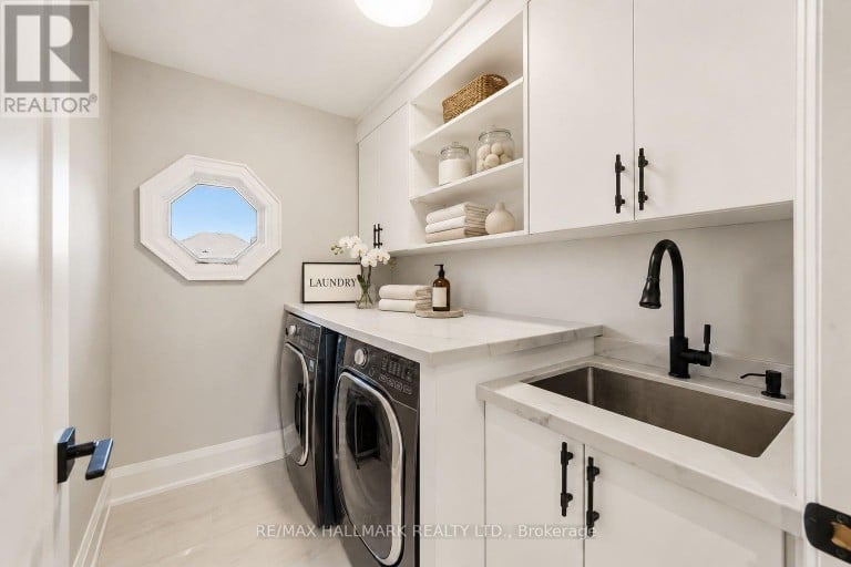 18 ARDMORE CRESCENT, Richmond Hill (Bayview Hill), Ontario, L4B2H7