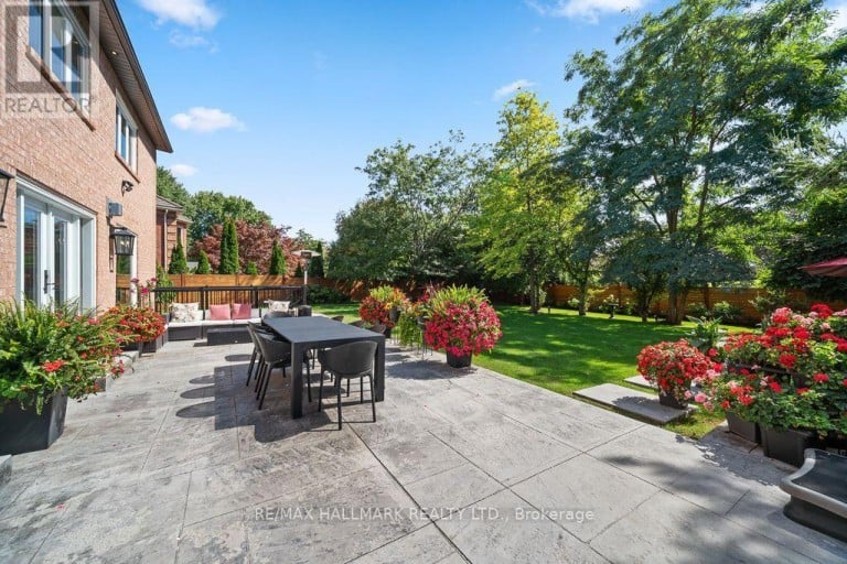 18 ARDMORE CRESCENT, Richmond Hill (Bayview Hill), Ontario, L4B2H7