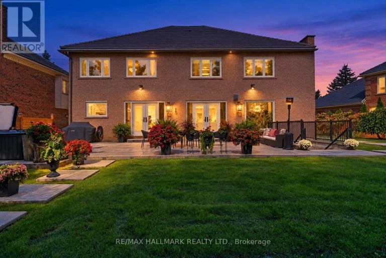 18 ARDMORE CRESCENT, Richmond Hill (Bayview Hill), Ontario, L4B2H7