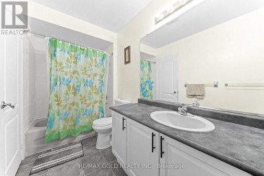 107 CRYSTALVIEW CRESCENT Brampton (Bram East) Ontario photo 13