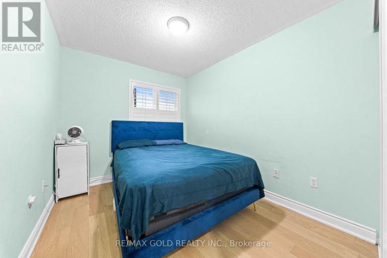 107 CRYSTALVIEW CRESCENT, Brampton (Bram East), Ontario, L6P2S2