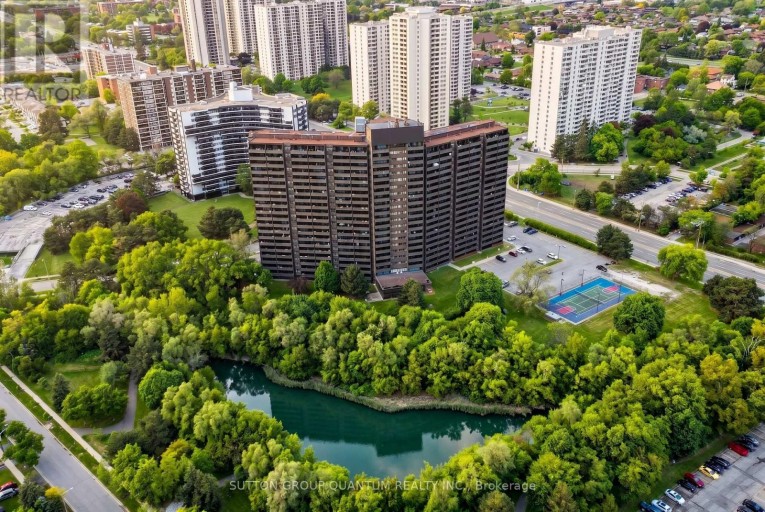 1810 - 11 WINCOTT DRIVE, Toronto (Kingsview Village-The Westway), Ontario, M9R2R9