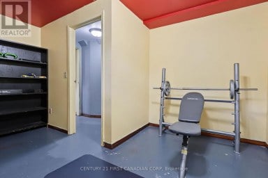 48 CORINTH COURT London East (East A) Ontario photo 26