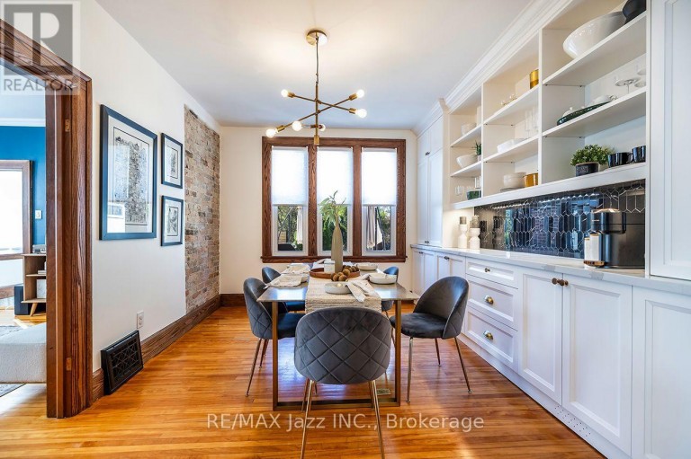 142 ADELAIDE AVENUE W, Oshawa (O'Neill), Ontario, L1G1Y8