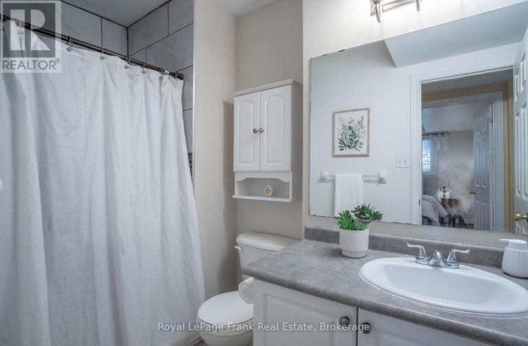217 CORNISH DRIVE, Clarington (Courtice), Ontario, L1E3H4