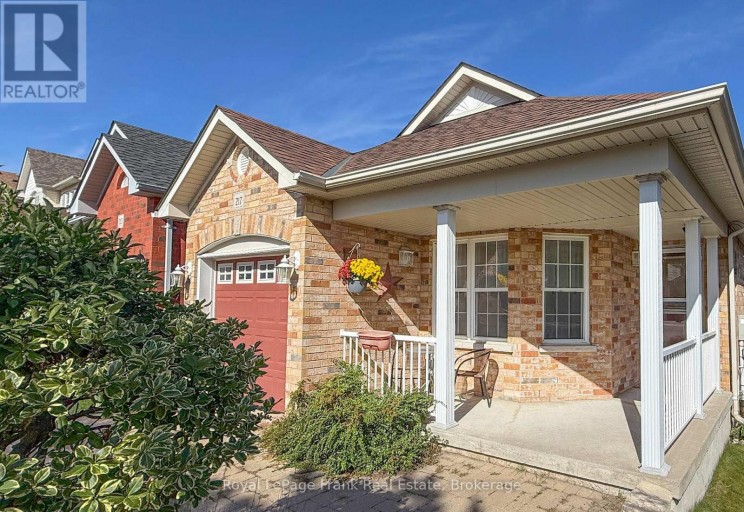 217 CORNISH DRIVE, Clarington (Courtice), Ontario, L1E3H4