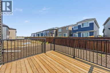 37 Sora Gardens SE Calgary Alberta photo 13