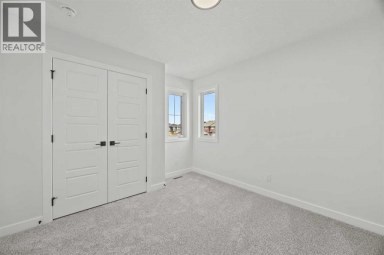 37 Sora Gardens SE Calgary Alberta photo 28