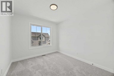37 Sora Gardens SE Calgary Alberta photo 32