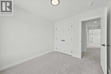 37 Sora Gardens SE Calgary Alberta photo 33