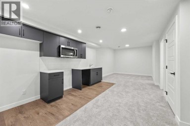 37 Sora Gardens SE Calgary Alberta photo 35