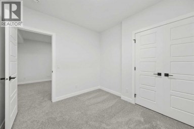 37 Sora Gardens SE Calgary Alberta photo 41