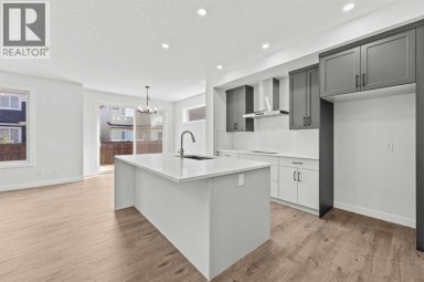 37 Sora Gardens SE Calgary Alberta photo 5