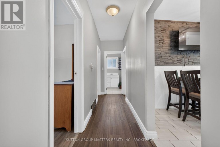 22 QUINTE AVENUE, Loyalist (Amherstview), Ontario, K7N1E5