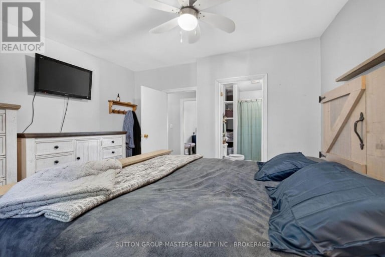 22 QUINTE AVENUE, Loyalist (Amherstview), Ontario, K7N1E5