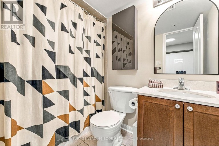 TH5 - 98 CARR STREET, Toronto (Kensington-Chinatown), Ontario, M5T1B7
