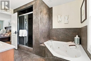 7 VERNA DRIVE Kawartha Lakes (Little Britain) Ontario photo 36