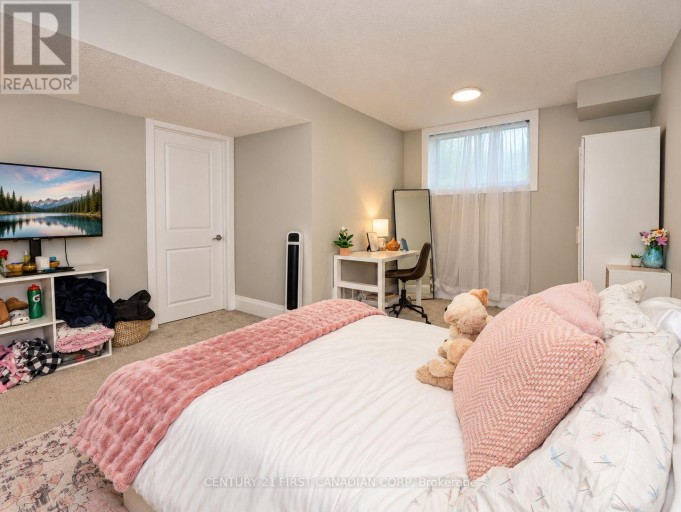 77 - 601 LIONS PARK DRIVE, Strathroy-Caradoc (Mount Brydges), Ontario, N0L1W0