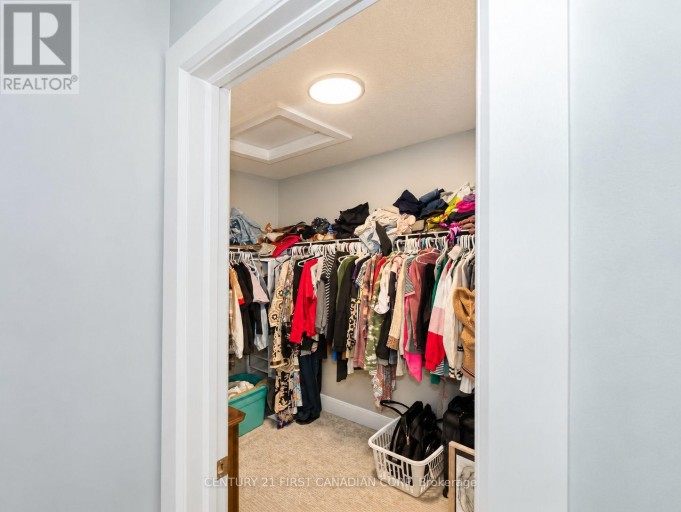 77 - 601 LIONS PARK DRIVE, Strathroy-Caradoc (Mount Brydges), Ontario, N0L1W0