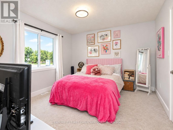 77 - 601 LIONS PARK DRIVE, Strathroy-Caradoc (Mount Brydges), Ontario, N0L1W0