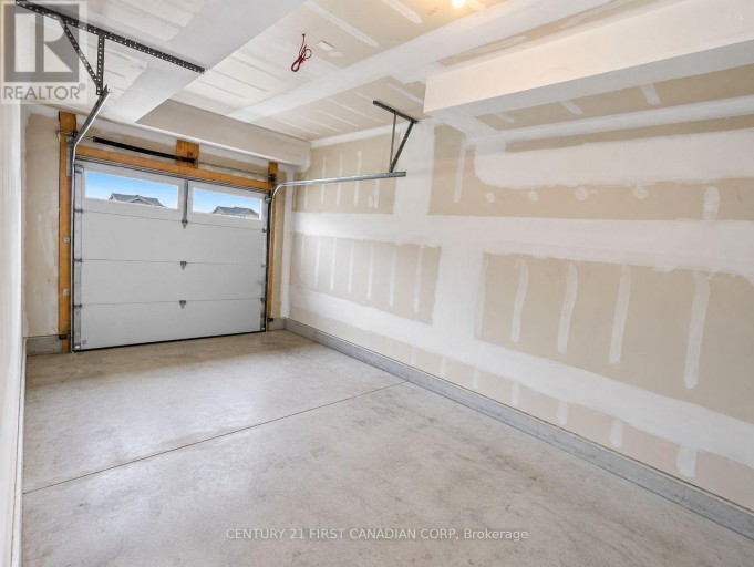 77 - 601 LIONS PARK DRIVE, Strathroy-Caradoc (Mount Brydges), Ontario, N0L1W0