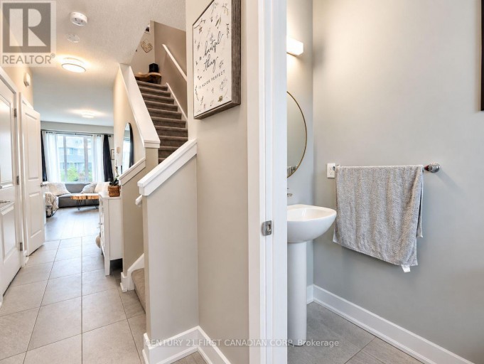 77 - 601 LIONS PARK DRIVE, Strathroy-Caradoc (Mount Brydges), Ontario, N0L1W0