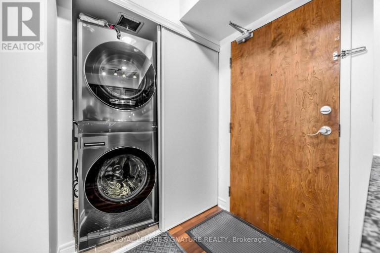 322 - 60 FAIRFAX CRESCENT, Toronto (Clairlea-Birchmount), Ontario, M1L0E1