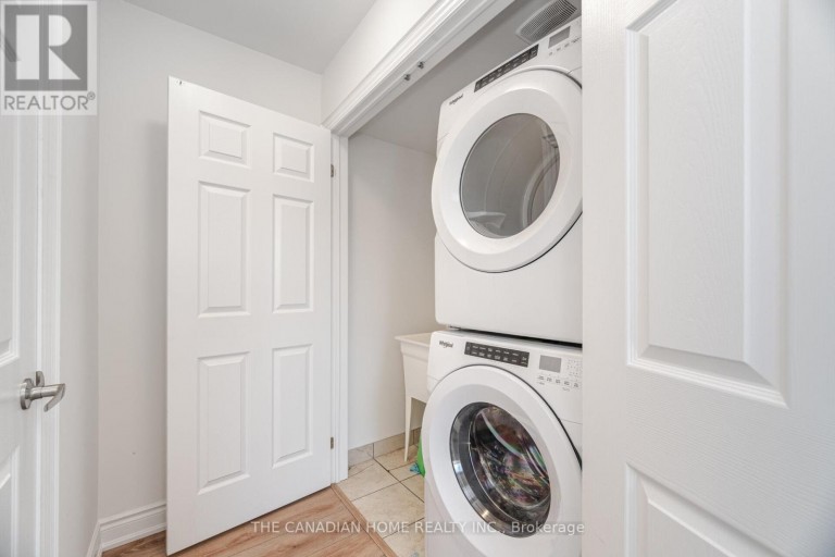 241 DANZATORE PATH, Oshawa (Windfields), Ontario, L1L0P9