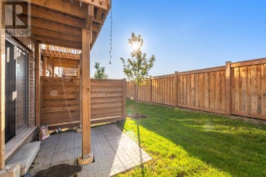 241 DANZATORE PATH Oshawa (Windfields) Ontario photo 48