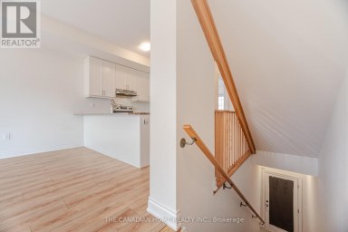 241 DANZATORE PATH Oshawa (Windfields) Ontario photo 8