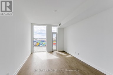 TH17 - 7 BUTTERMILL AVENUE Vaughan (Vaughan Corporate Centre) Ontario photo 16
