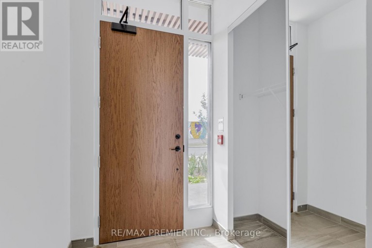 TH17 - 7 BUTTERMILL AVENUE, Vaughan (Vaughan Corporate Centre), Ontario, L4K0M5
