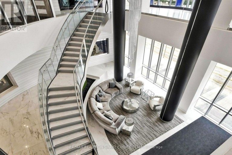 349 - 9471 YONGE STREET, Richmond Hill (Observatory), Ontario, L4C0Z5