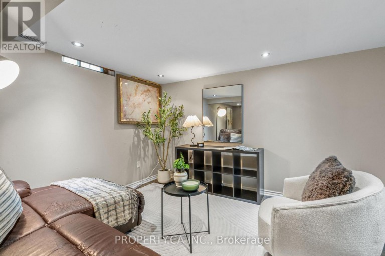 37 GLADSTONE SQUARE, Brampton (Northgate), Ontario, L6S2H5